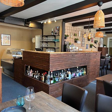 Hotel Vin & Gastro Обенро Экстерьер фото